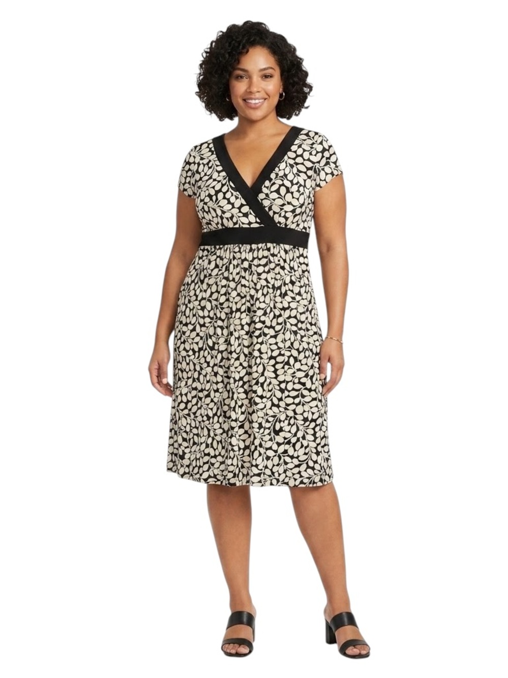 Maggy London Black and White Floral Leaf Print Surplice Empire Waist Dress NWT - Picture 8 of 8